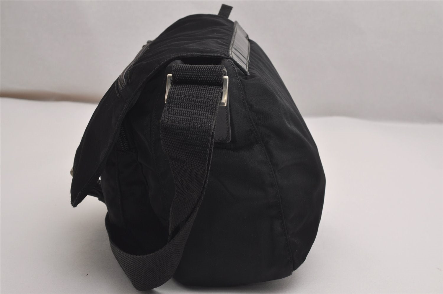 Authentic PRADA Nylon Tessuto Leather Shoulder Cross Body Bag Purse Black 3134J