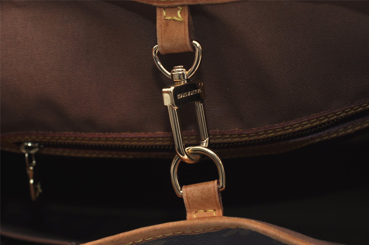 Authentic Louis Vuitton Monogram Batignolles Horizontal Tote Bag M51154 LV 3137I