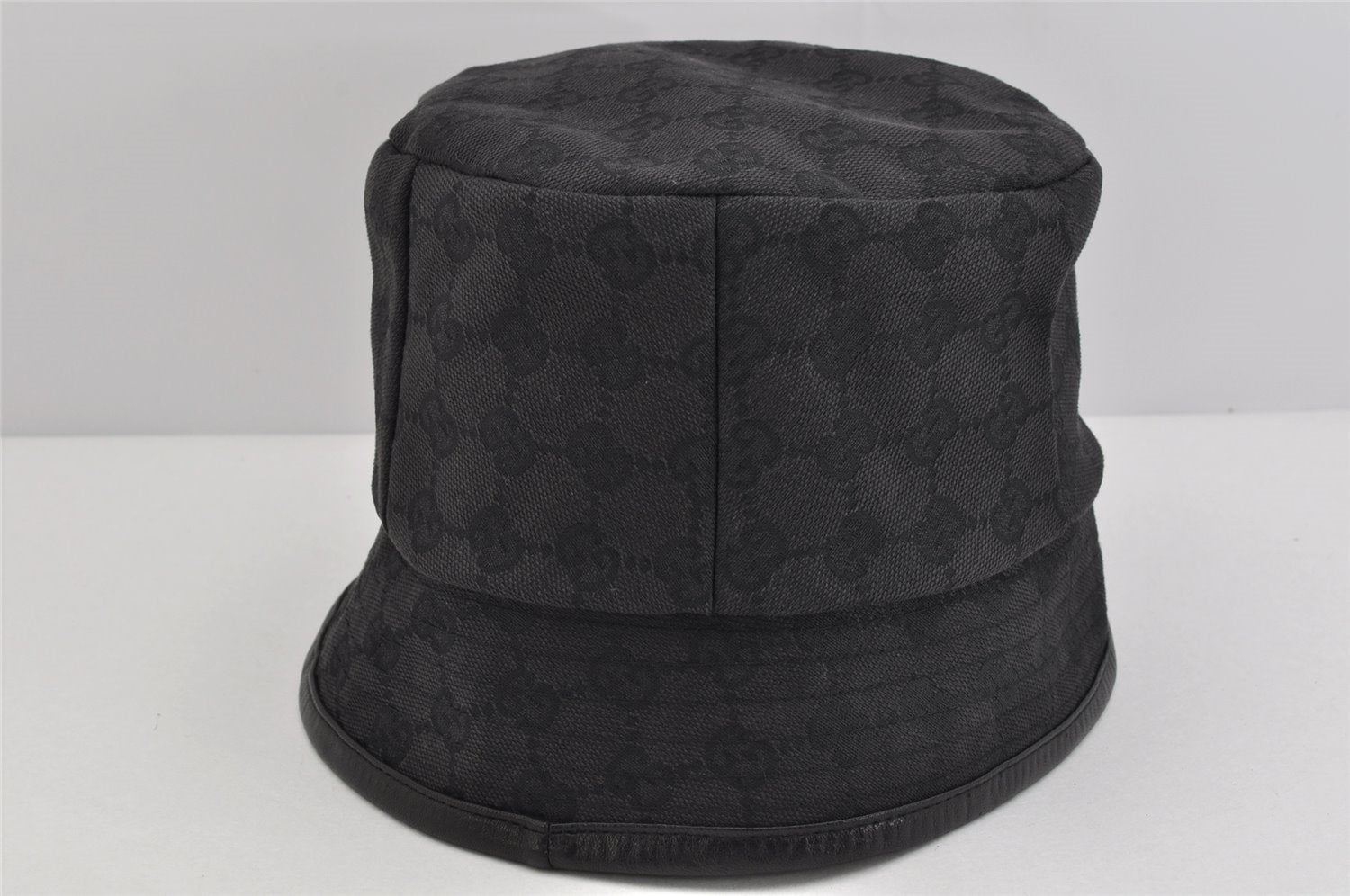 Authentic GUCCI Vintage Bucket Hat GG Canvas Leather Black 3138K