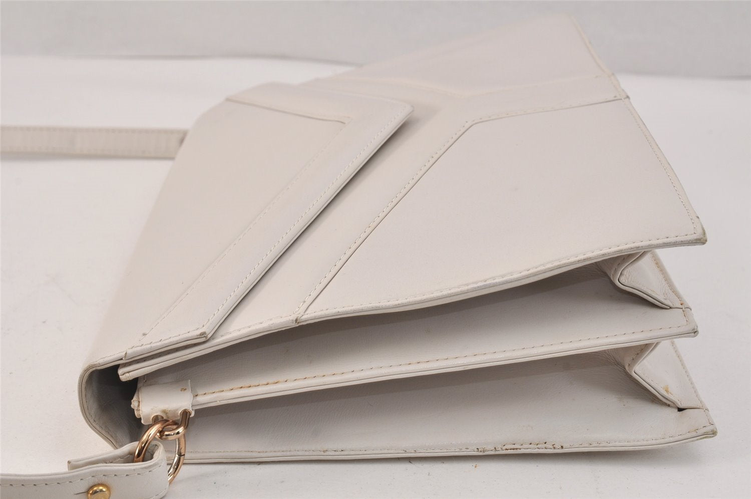 Authentic YVES SAINT LAURENT Shoulder Cross Body Bag Purse Leather White 3141K