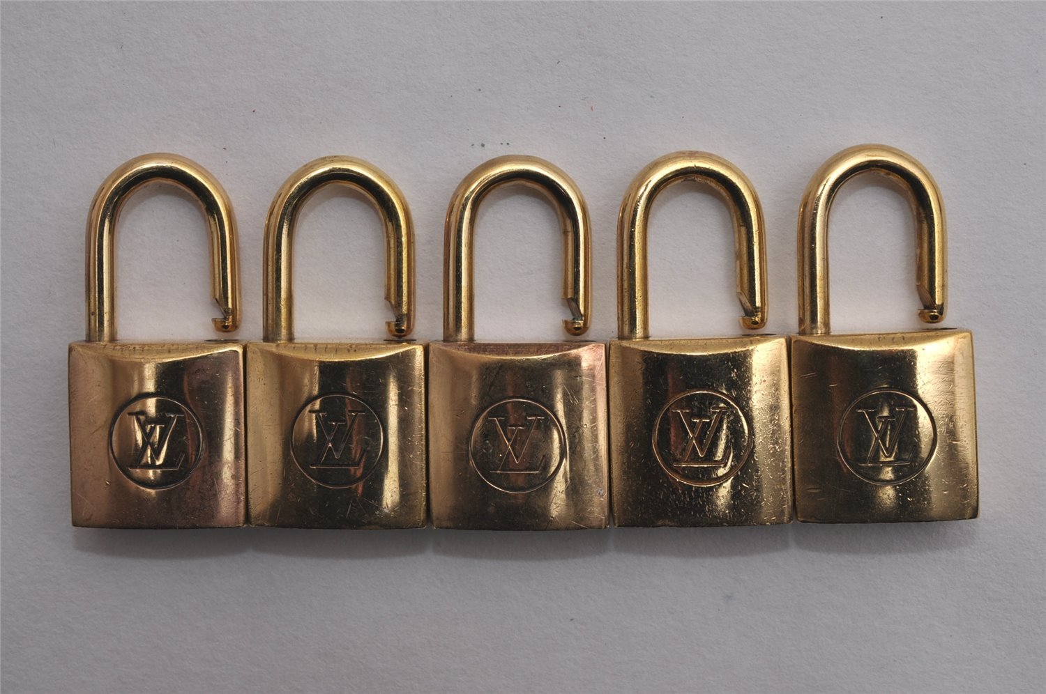 Authentic Louis Vuitton Padlock 10Set Old Model LV 3149J