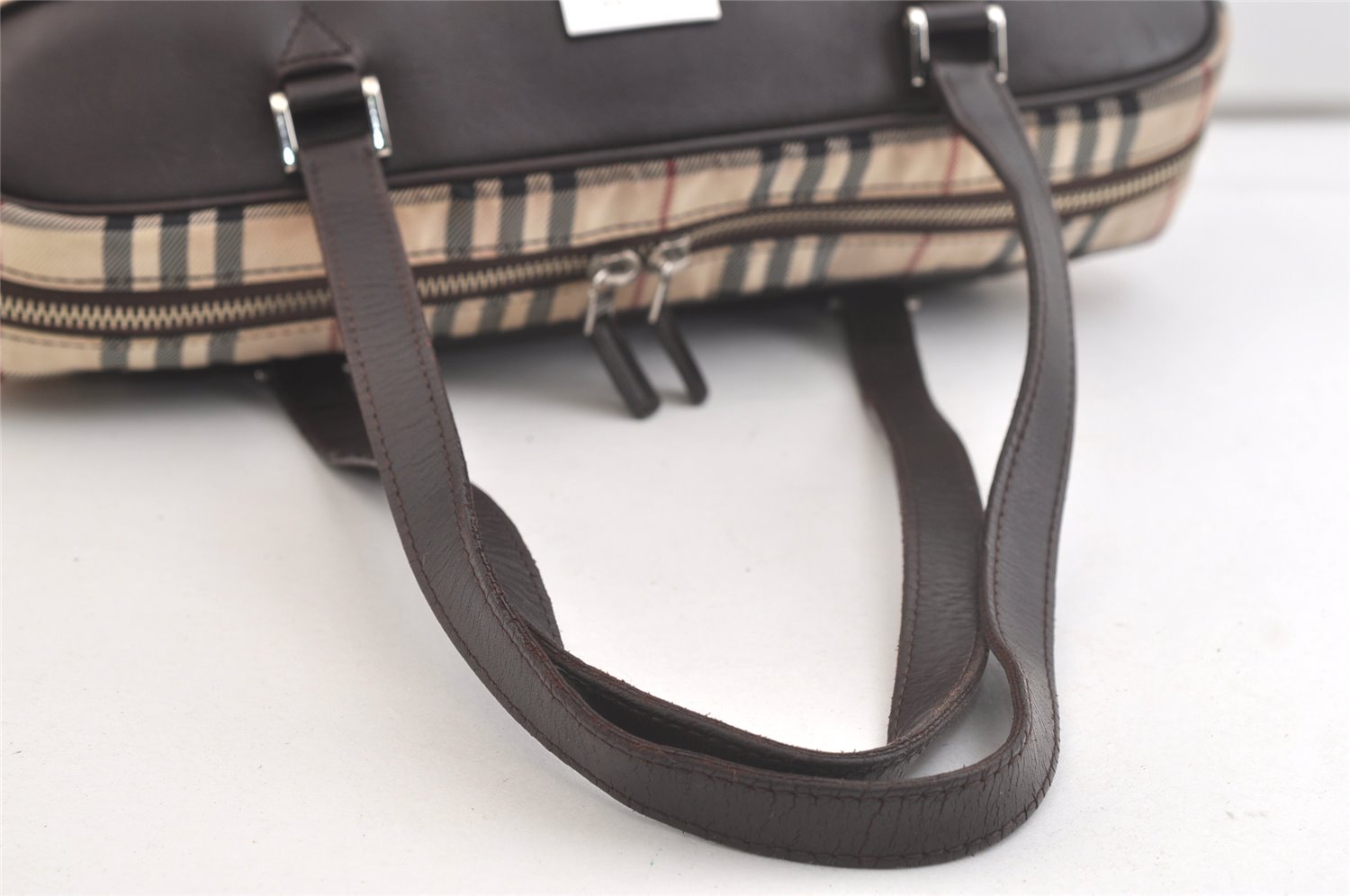 Authentic BURBERRY Nova Check Nylon Leather Shoulder Hand Bag Beige 3152K