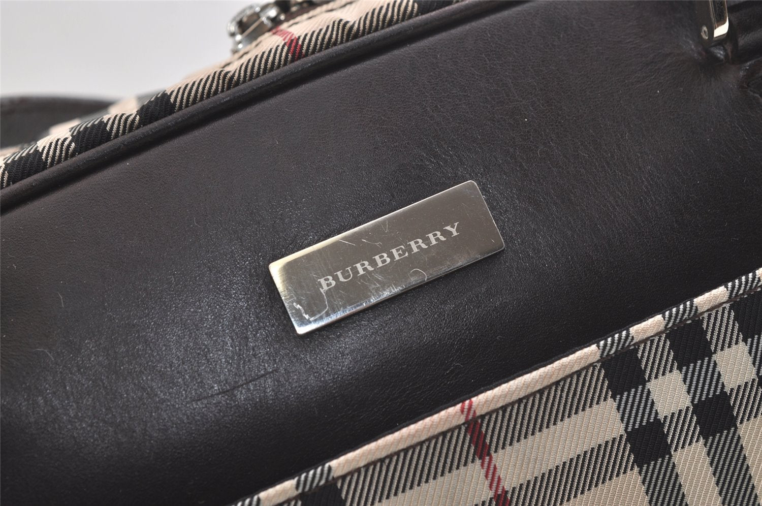 Authentic BURBERRY Nova Check Nylon Leather Shoulder Hand Bag Beige 3152K