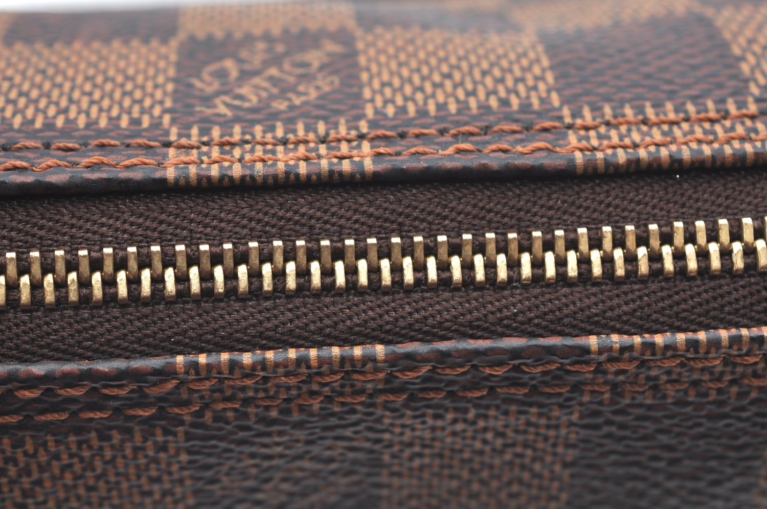 Authentic Louis Vuitton Damier Papillon Pouch Purse LV  3153I