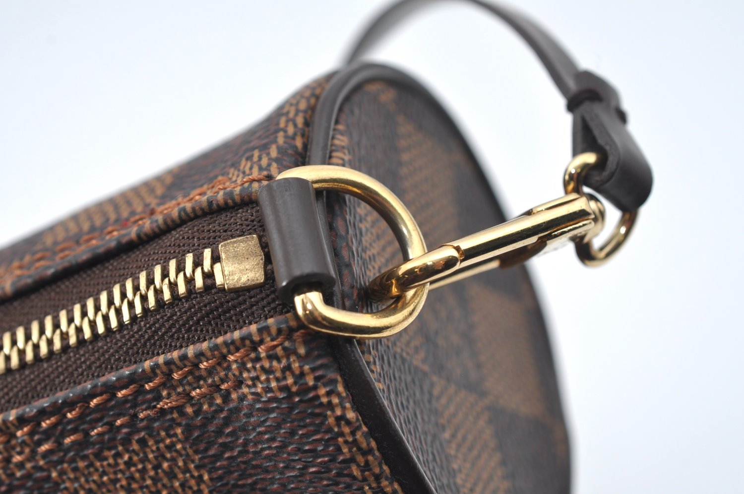 Authentic Louis Vuitton Damier Papillon Pouch Purse LV  3153I