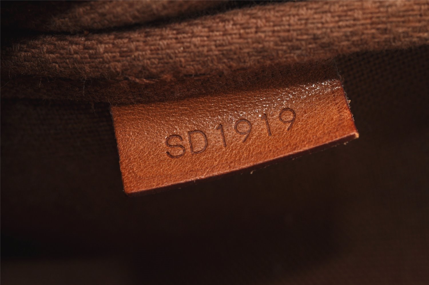 Authentic Louis Vuitton Monogram Pochette Accessoires Pouch M51980 LV 3154I