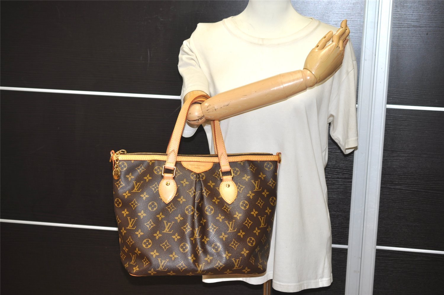 Authentic Louis Vuitton Monogram Palermo PM Shoulder Tote Bag M40145 LV 3154J