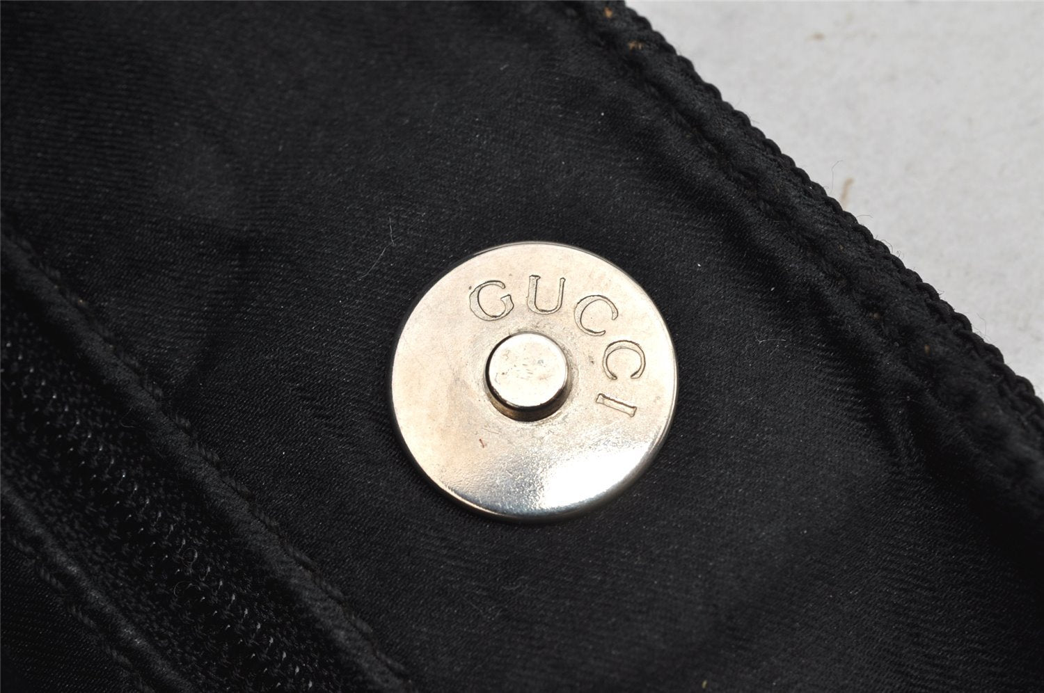 Authentic GUCCI Vintage Shoulder Hand Bag Purse Nylon Leather Black 3154K