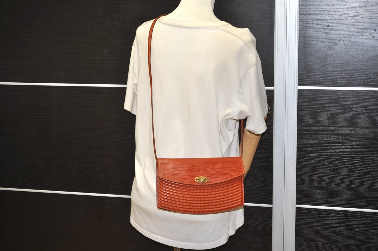 Authentic Louis Vuitton Epi Prebourg Shoulder Cross Bag Brown M52563 LV 3156J