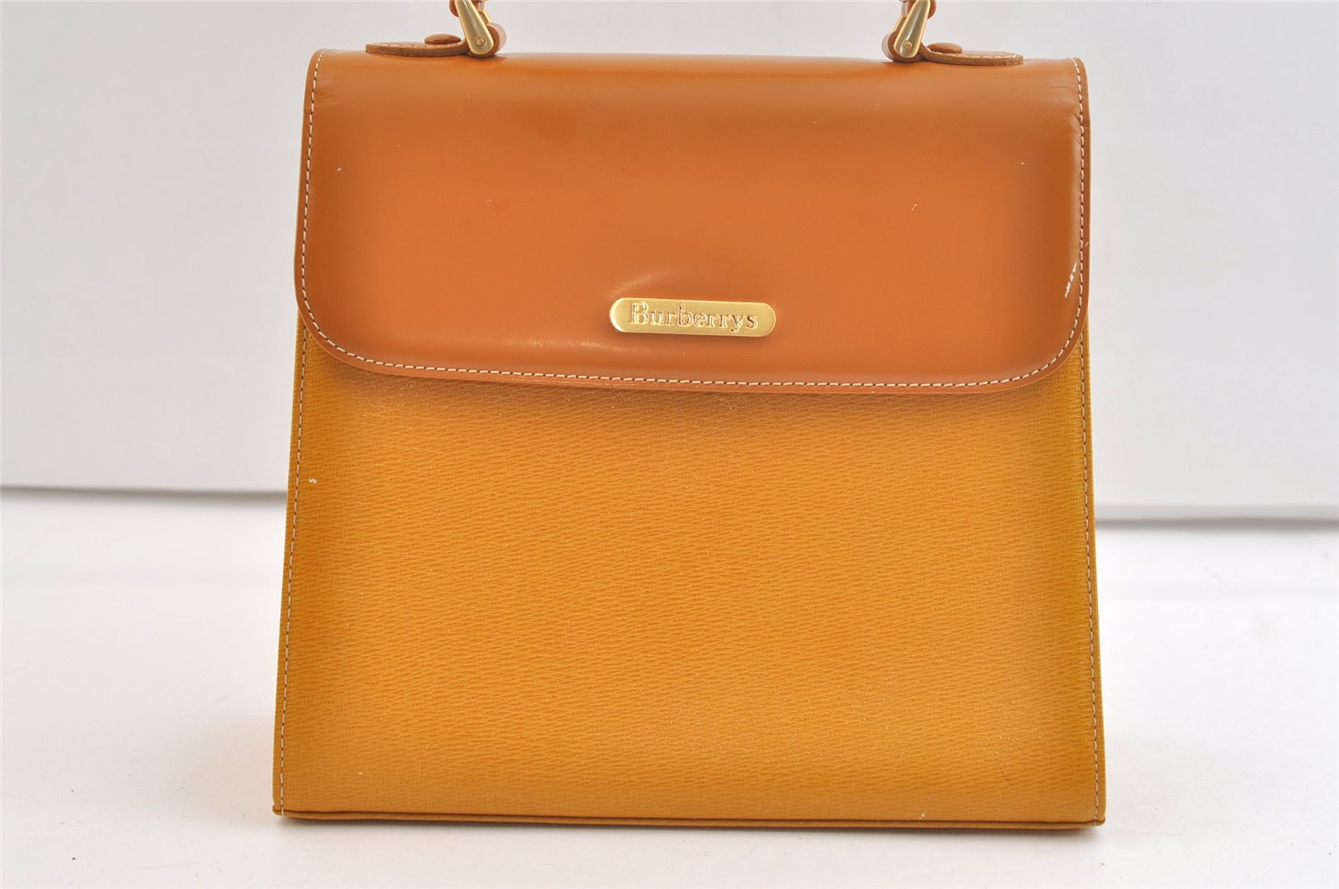 Authentic Burberrys Vintage Leather Hand Bag Purse Yellow 3156K