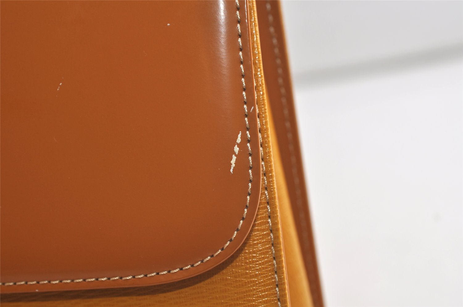 Authentic Burberrys Vintage Leather Hand Bag Purse Yellow 3156K