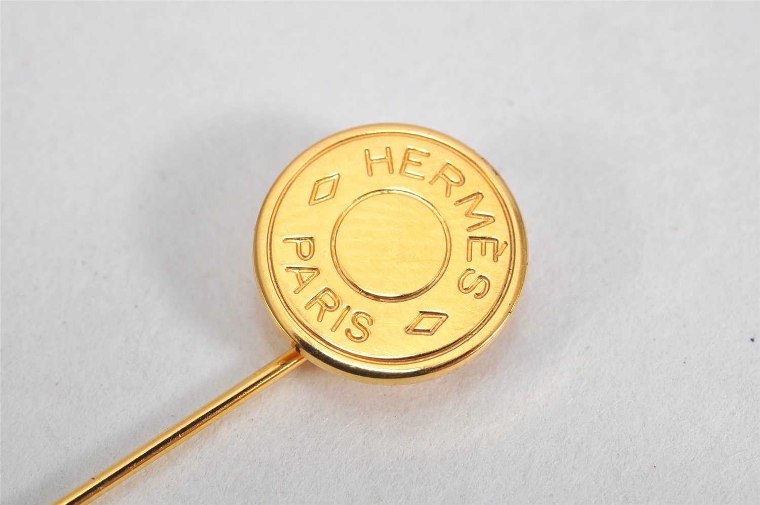 Authe HERMES Sellier Bijouterie Fantaisie Pin Brooch Accessory Gold Box 3165K