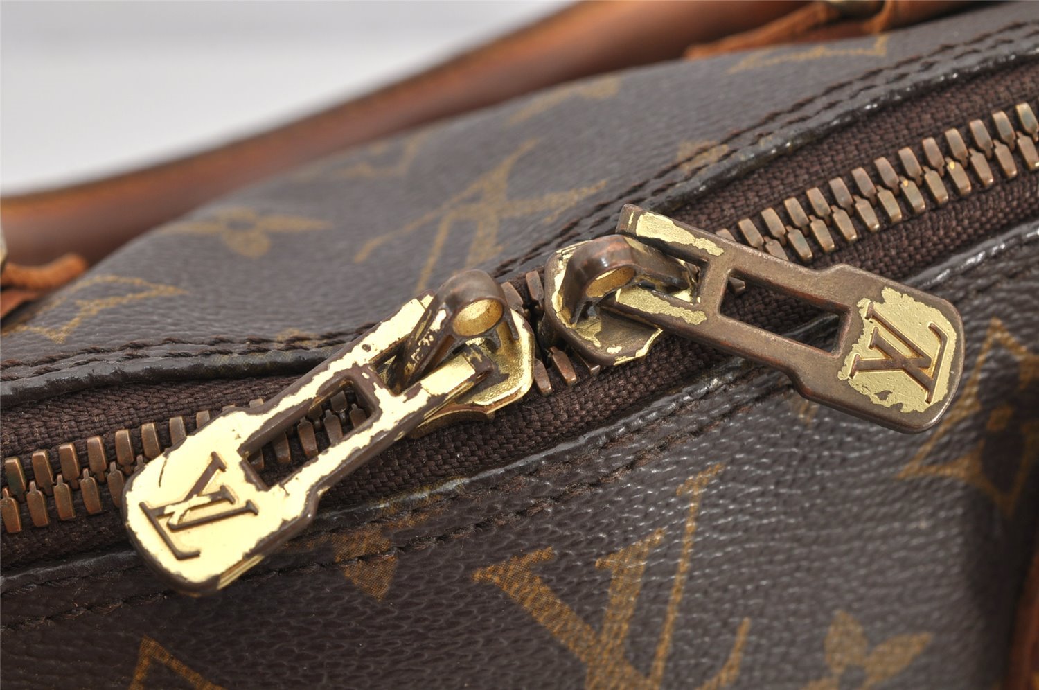 Authentic Louis Vuitton Monogram Alma Hand Bag Purse M51130 LV 3166K