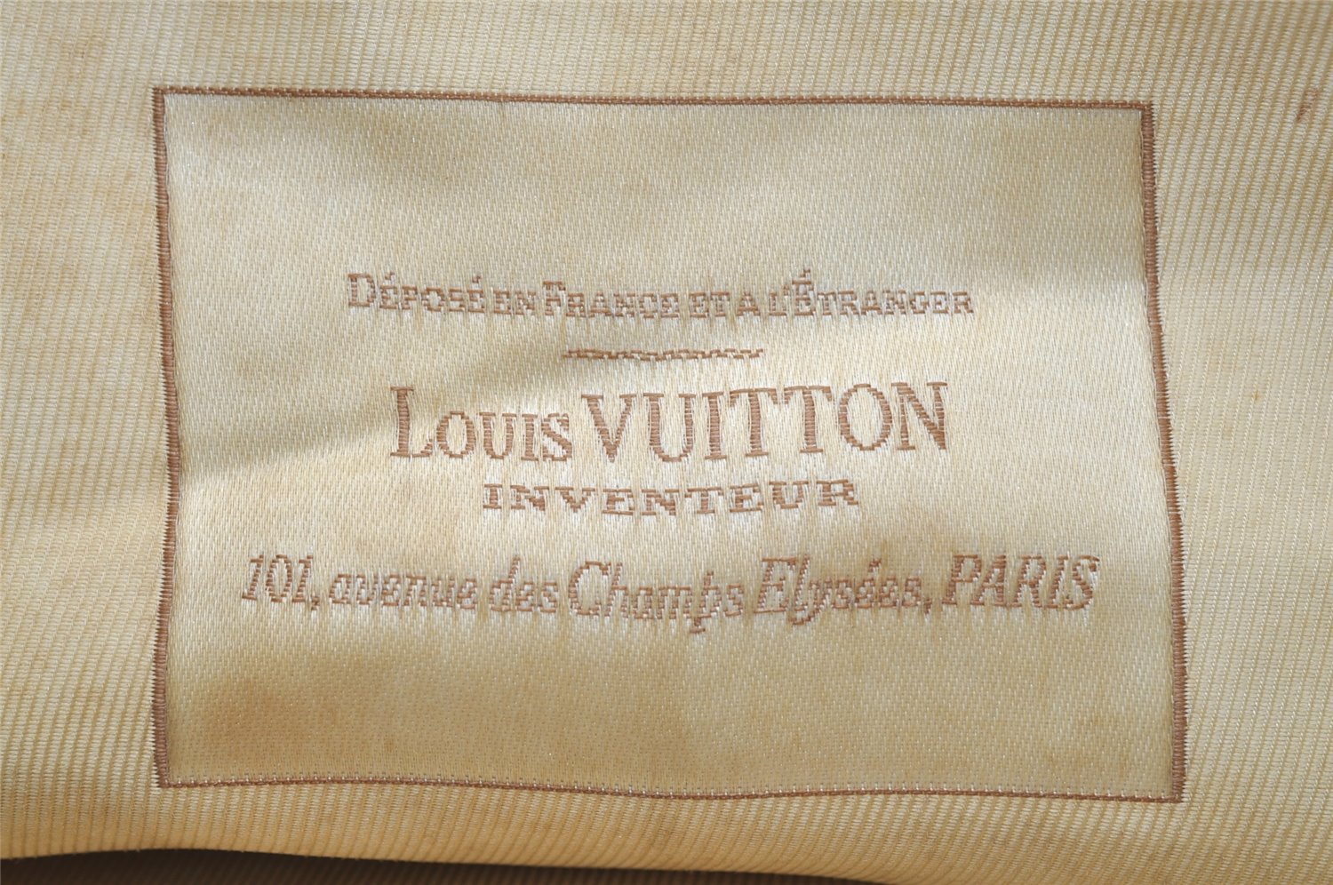 Authentic Louis Vuitton Monogram Sabbia Besace Shoulder Bag M93499 Beige 3170K