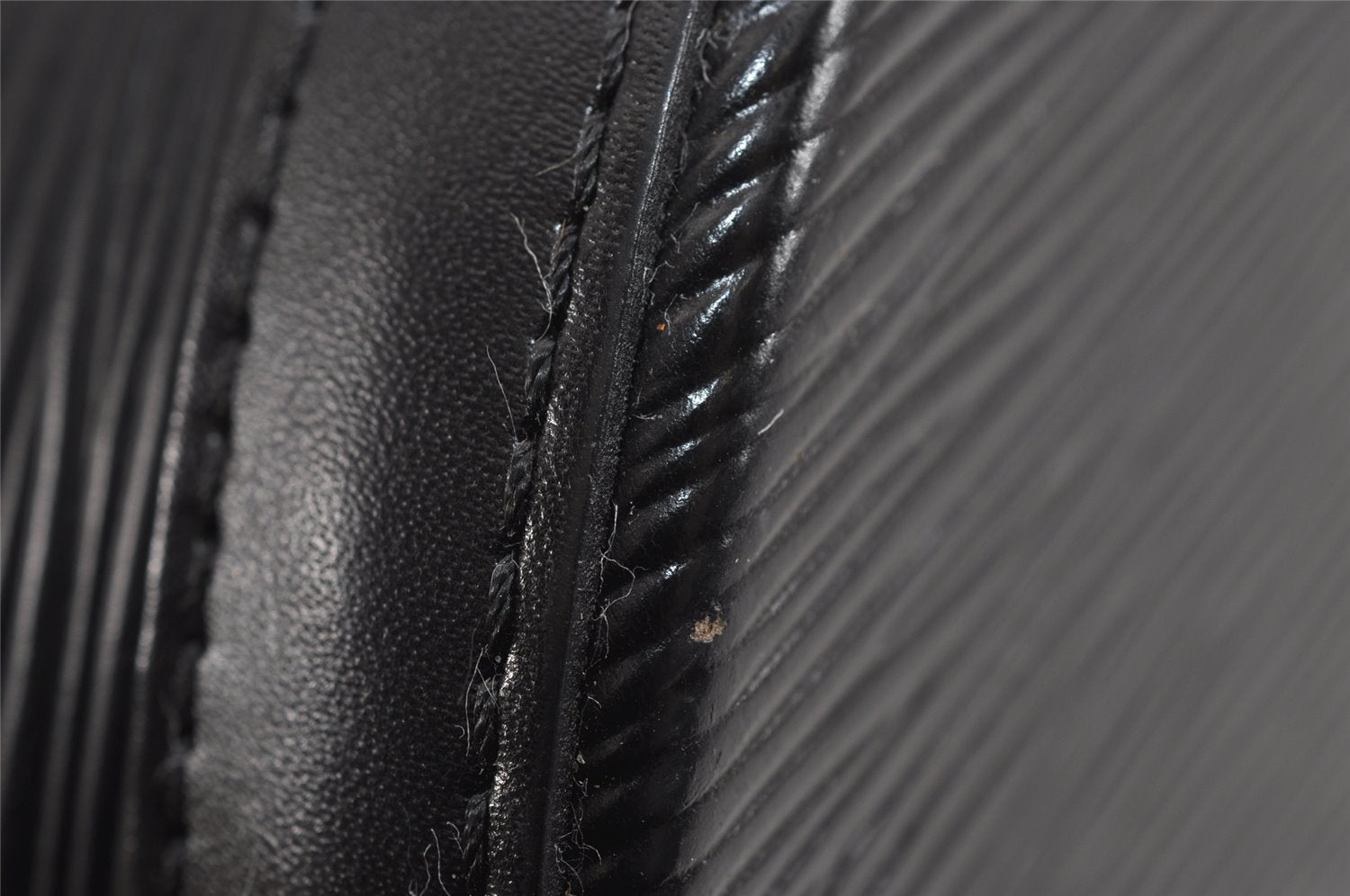 Auth Louis Vuitton Epi Saint Jacques Shopping Shoulder Bag Black M52262 LV 3171J