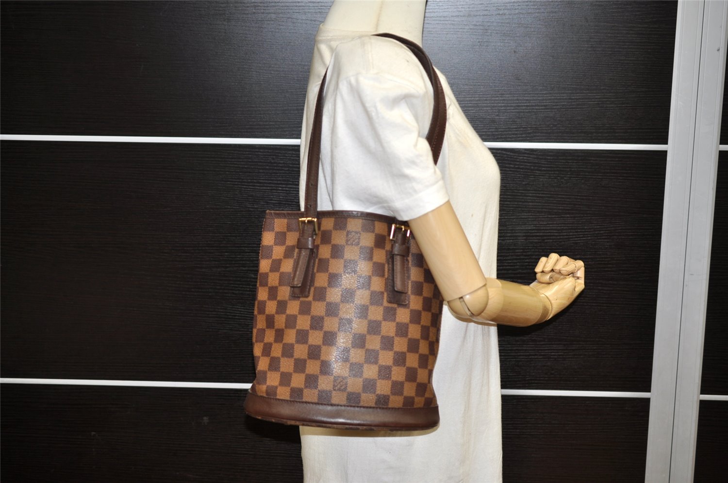Authentic Louis Vuitton Damier Marais Bucket Shoulder Tote Bag N42240 Junk 3171K