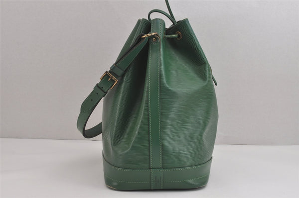 Authentic Louis Vuitton Epi Noe Shoulder Drawstring Bag Green M44004 LV 3172J