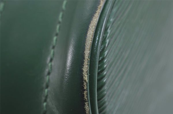 Authentic Louis Vuitton Epi Noe Shoulder Drawstring Bag Green M44004 LV 3172J