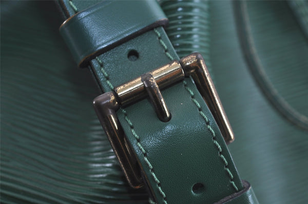 Authentic Louis Vuitton Epi Noe Shoulder Drawstring Bag Green M44004 LV 3172J