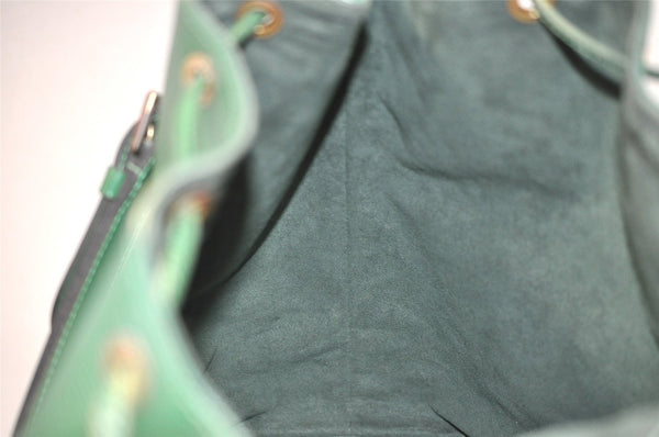 Authentic Louis Vuitton Epi Noe Shoulder Drawstring Bag Green M44004 LV 3172J