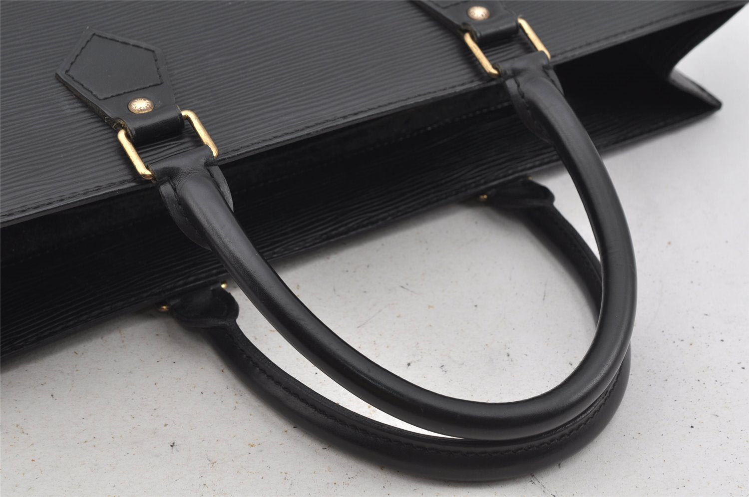 Authentic Louis Vuitton Epi Leather Sac Plat Hand Bag M59082 Black LV Junk 3176J