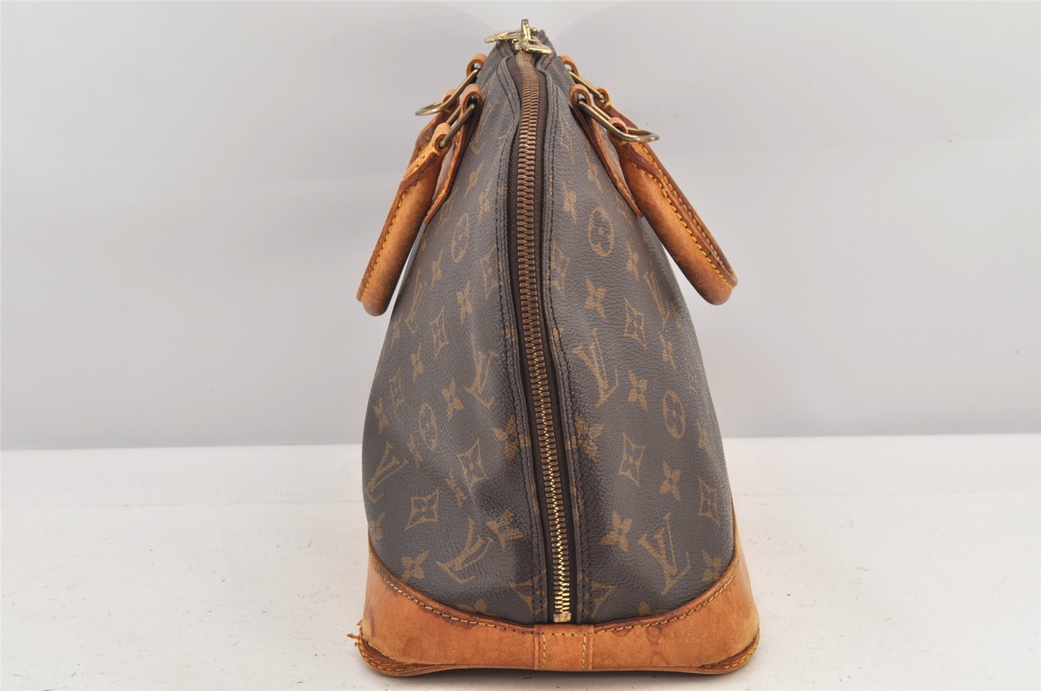 Authentic Louis Vuitton Monogram Alma Hand Bag Purse M51130 LV Junk 3183K