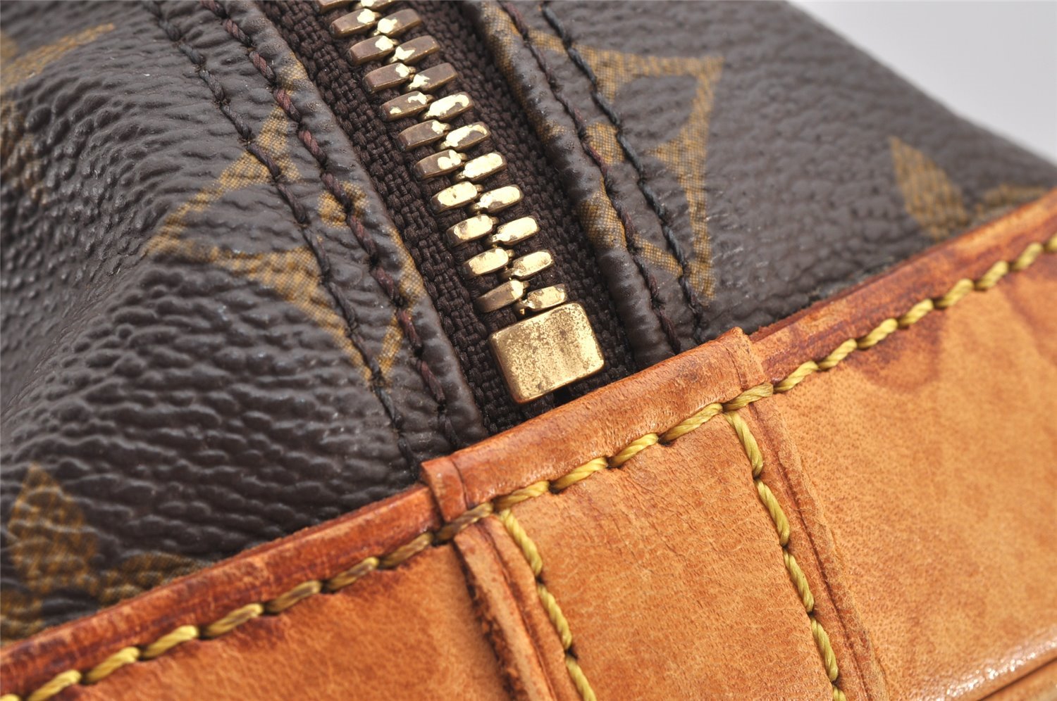 Authentic Louis Vuitton Monogram Alma Hand Bag Purse M51130 LV Junk 3183K