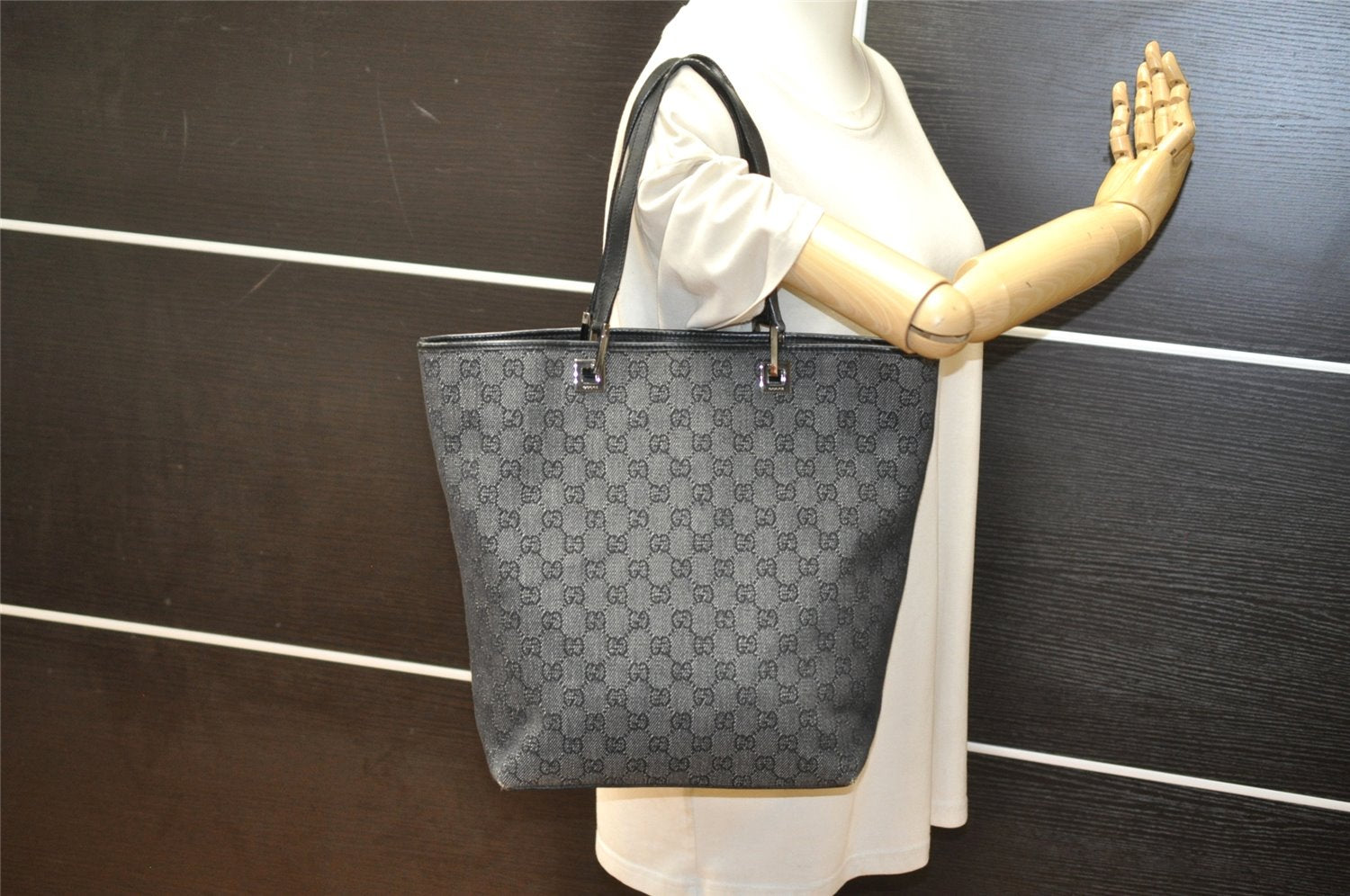 Authentic GUCCI Vintage Shoulder Tote Bag GG Canvas Leather 31243 Black 3185K