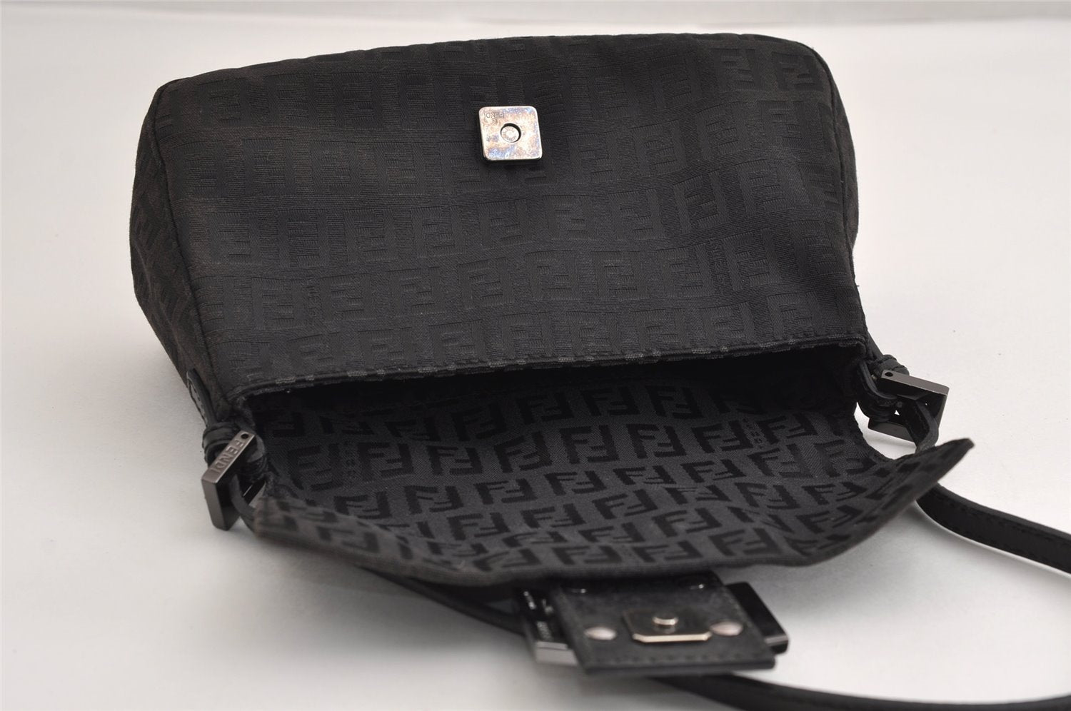 Authentic FENDI Zucchino Mamma Baguette Shoulder Bag Canvas Leather Black 3186J