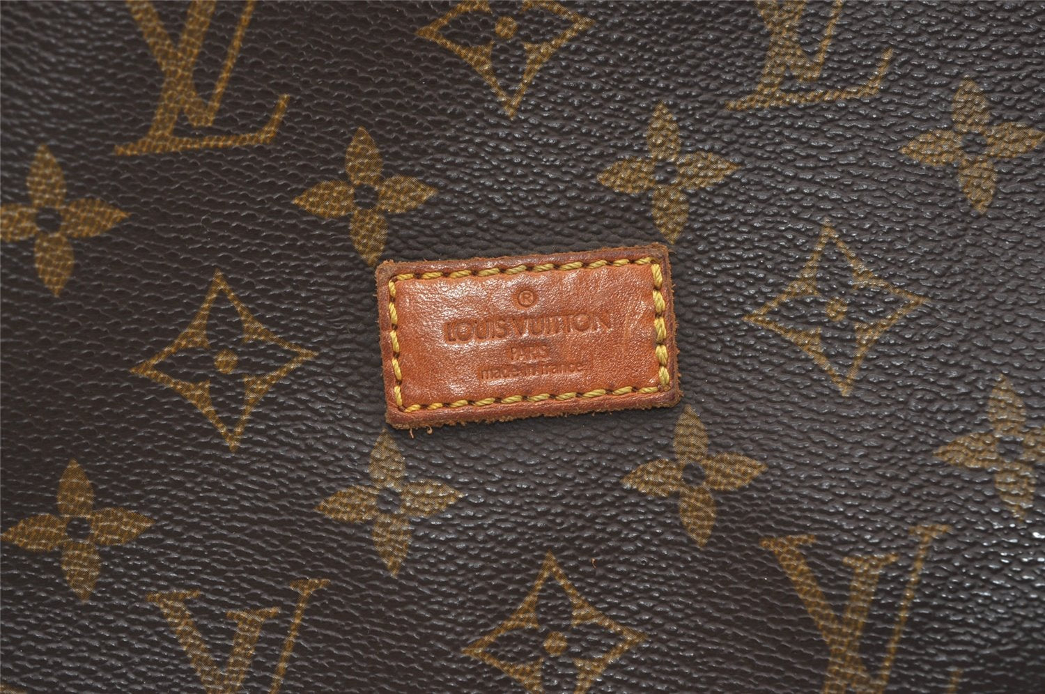 Authentic Louis Vuitton Monogram Saumur 30 Shoulder Cross Bag M42256 LV 3189J