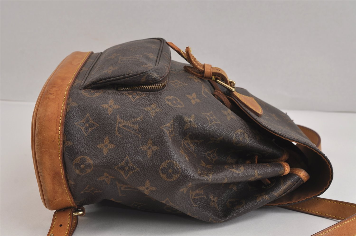 Authentic Louis Vuitton Monogram Montsouris MM Backpack M51136 LV 3192J