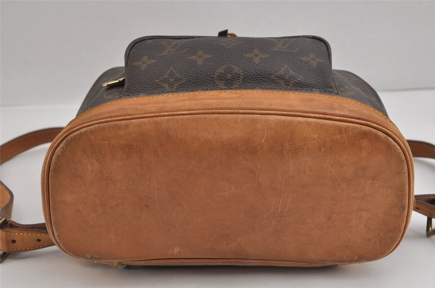 Authentic Louis Vuitton Monogram Montsouris MM Backpack M51136 LV 3192J