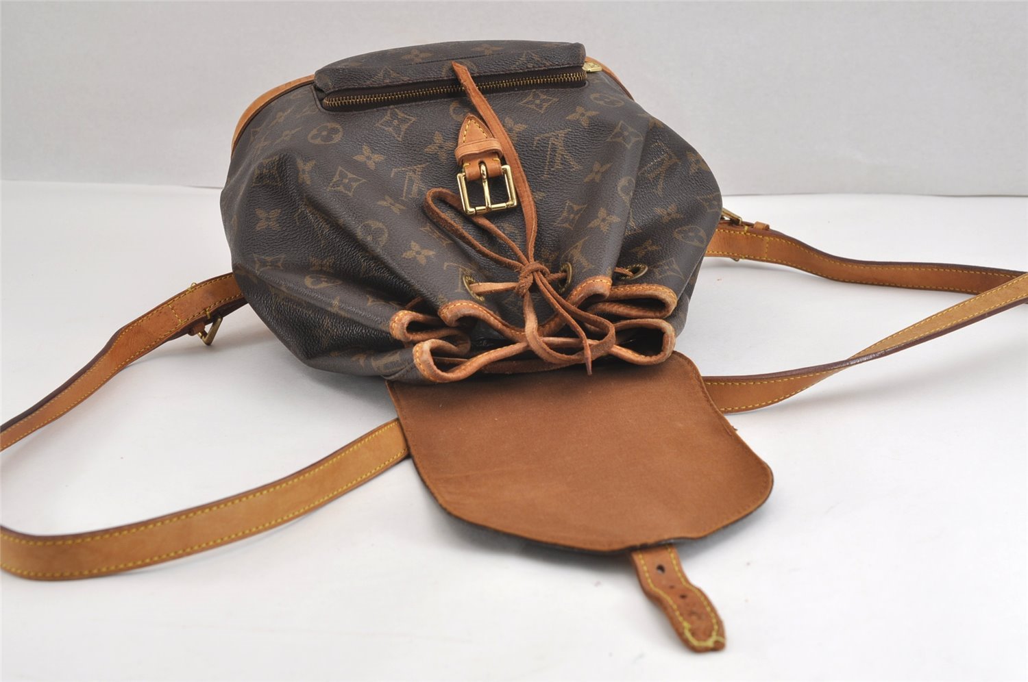 Authentic Louis Vuitton Monogram Montsouris MM Backpack M51136 LV 3192J