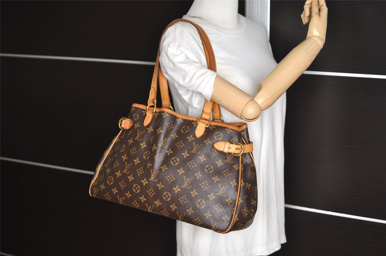 Authentic Louis Vuitton Monogram Batignolles Horizontal Tote Bag M51154 LV 3195J