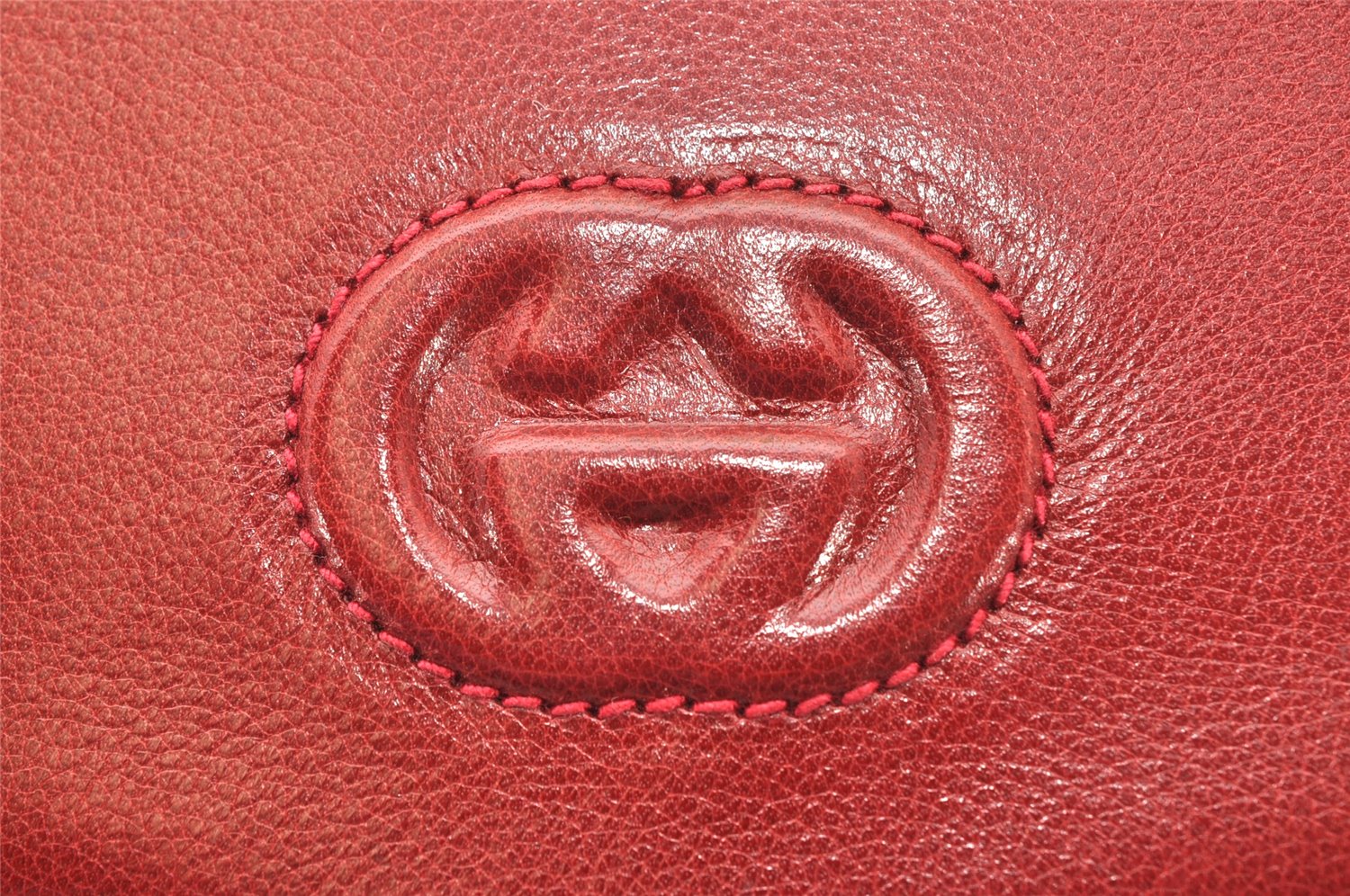 Authentic GUCCI Vintage Shoulder Cross Body Bag Purse Leather Red 3197K