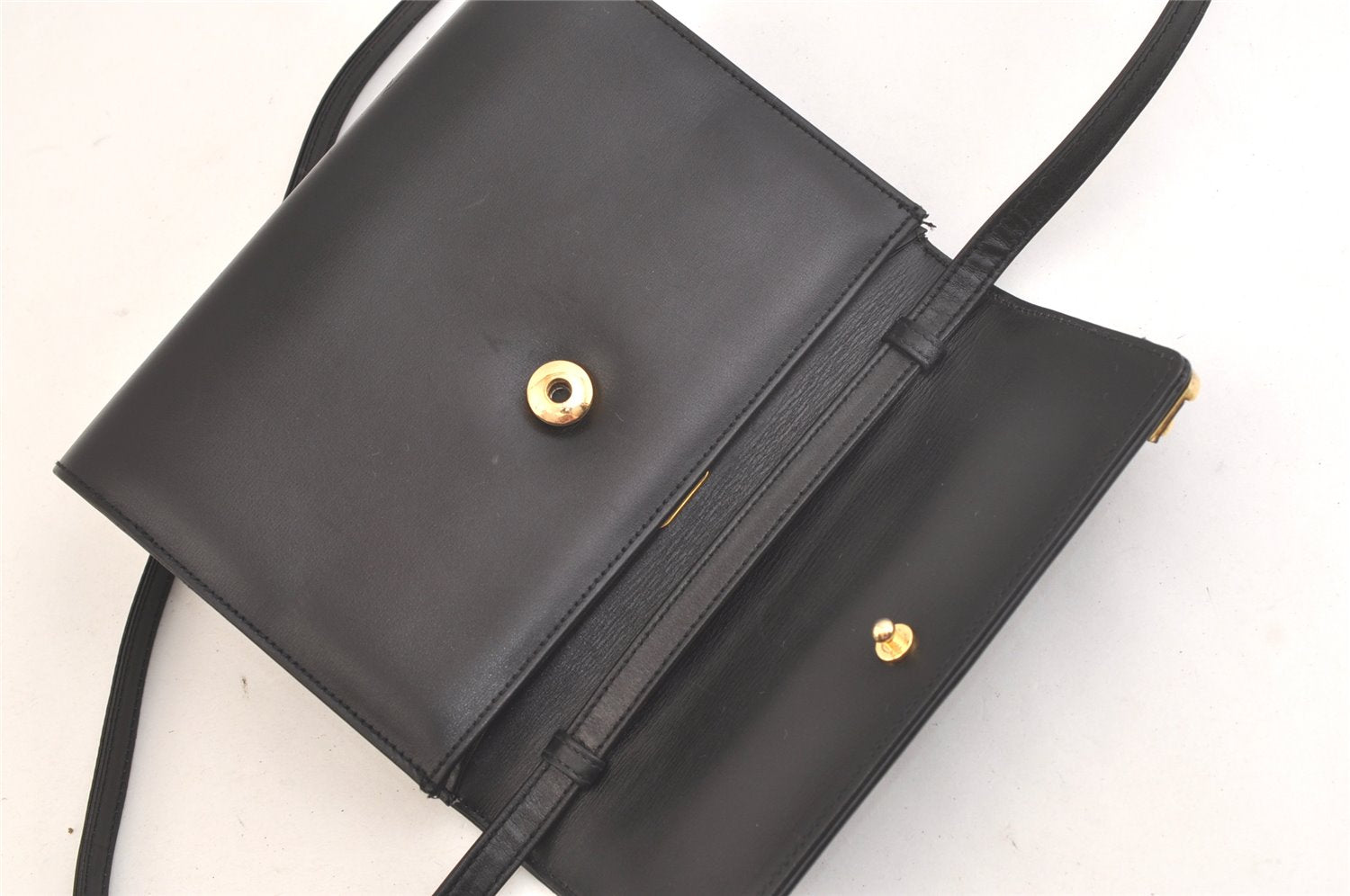Authentic GUCCI Vintage Shoulder Cross Body Bag Purse Leather Black 3198K