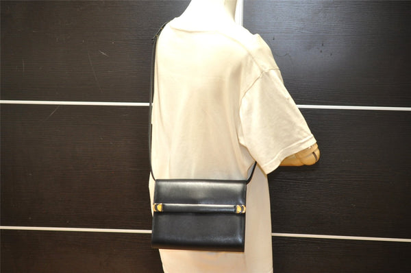 Authentic GUCCI Vintage Shoulder Cross Body Bag Purse Leather Black 3198K