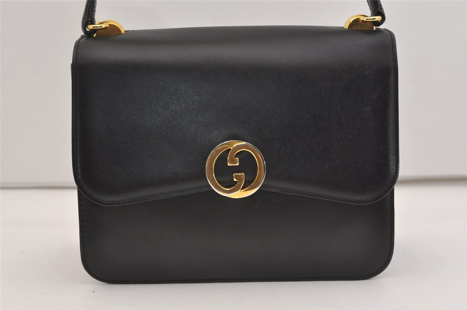Authentic GUCCI Vintage Hand Bag Purse Leather Black 3201J
