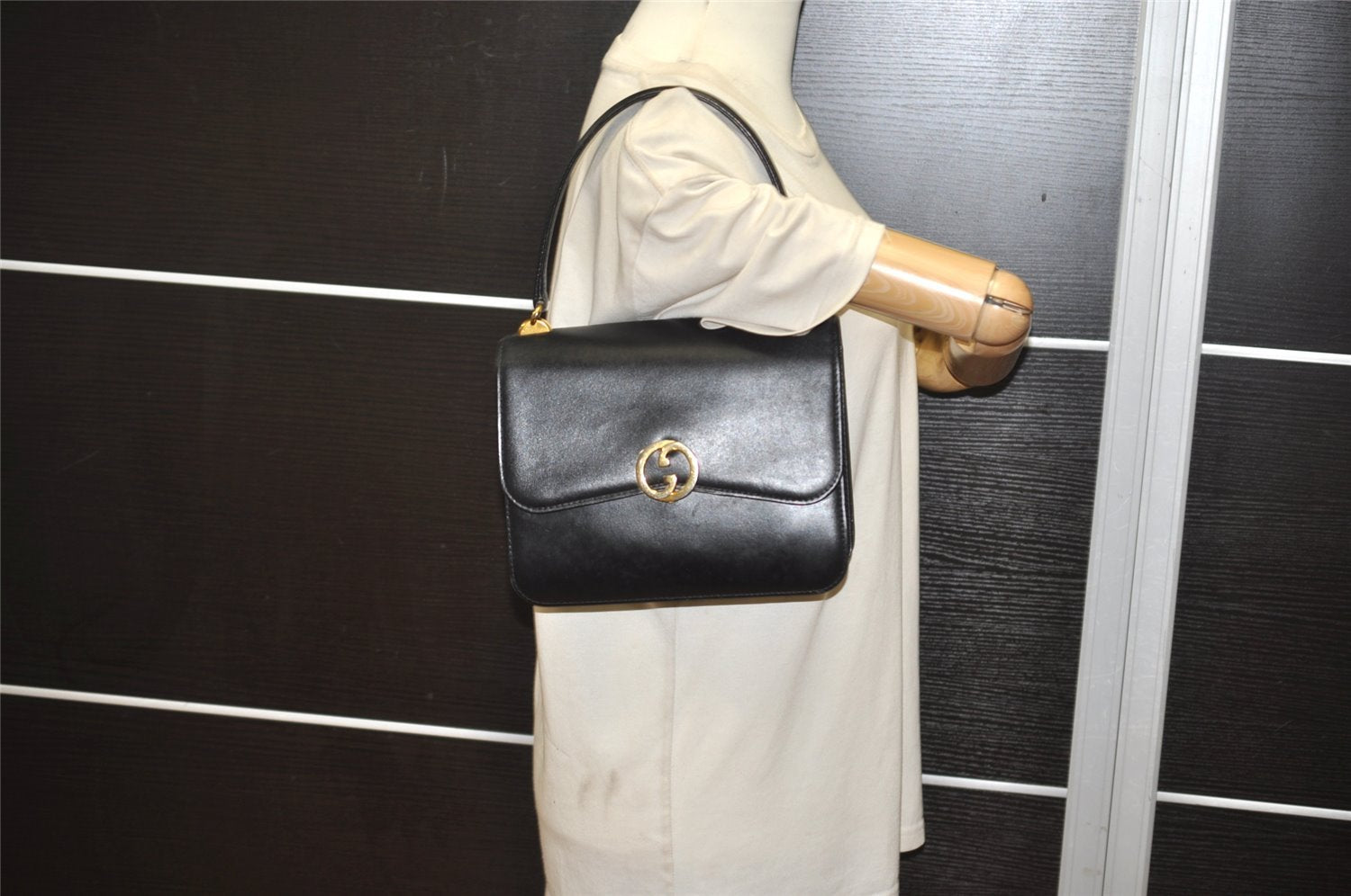 Authentic GUCCI Vintage Hand Bag Purse Leather Black 3201J