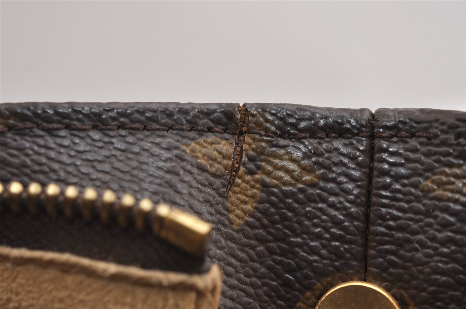 Authentic Louis Vuitton Monogram Looping GM Shoulder Bag M51145 LV 3204J