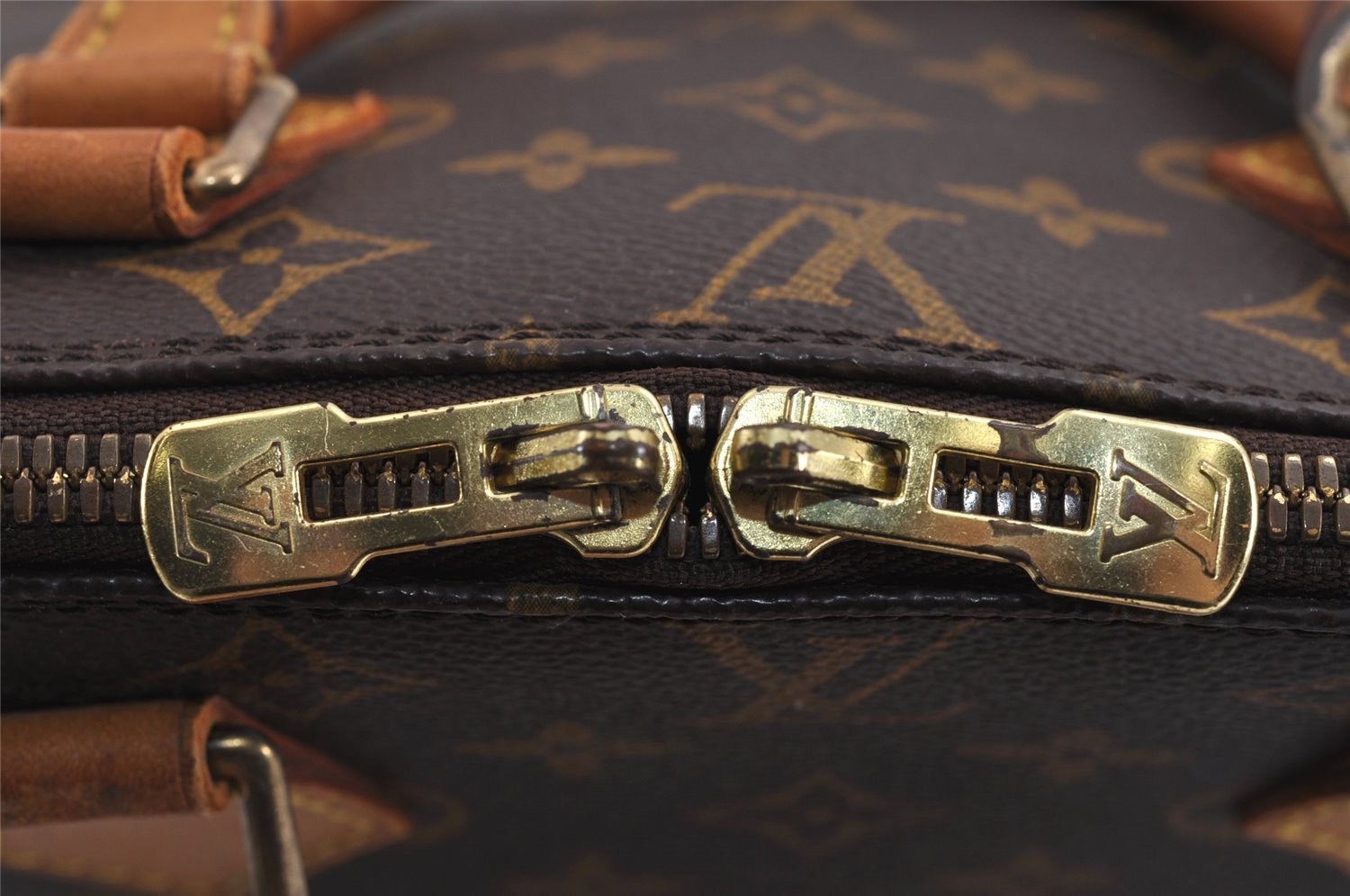 Authentic Louis Vuitton Monogram Alma Hand Bag Purse M51130 LV 3206J