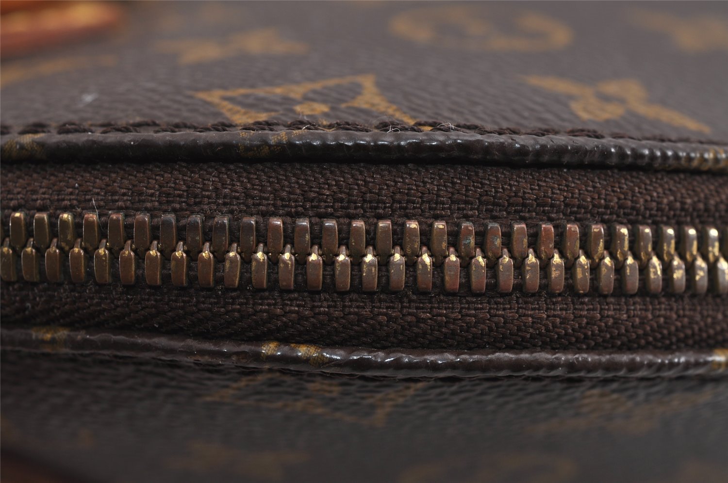 Authentic Louis Vuitton Monogram Alma Hand Bag Purse M51130 LV 3206J