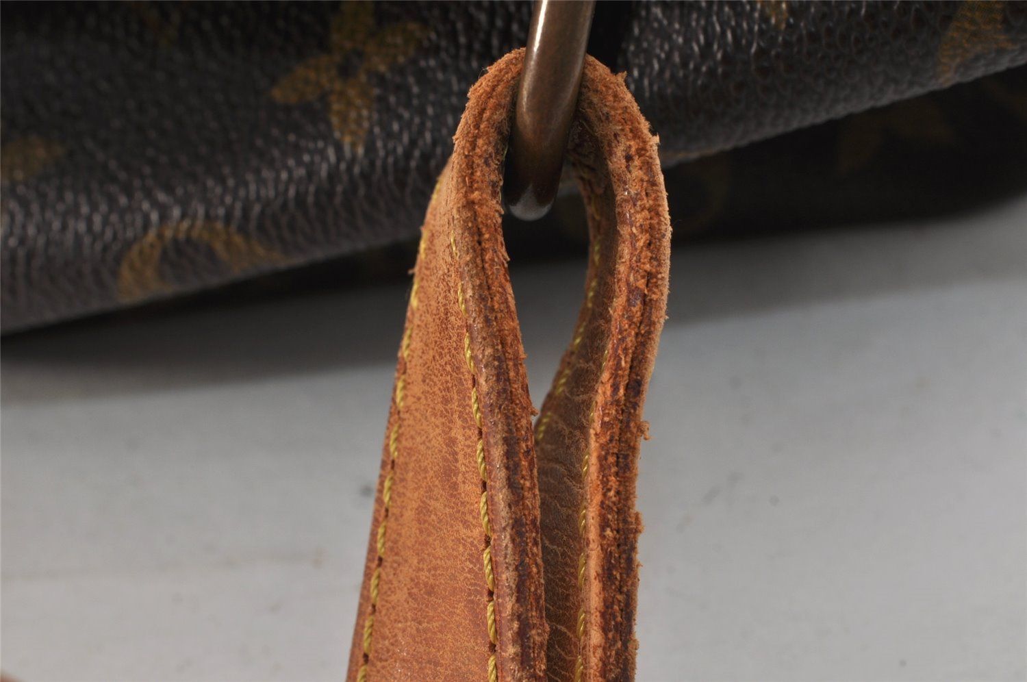 Authentic Louis Vuitton Monogram Noe Shoulder Drawstring Bag M42224 LV 3209K