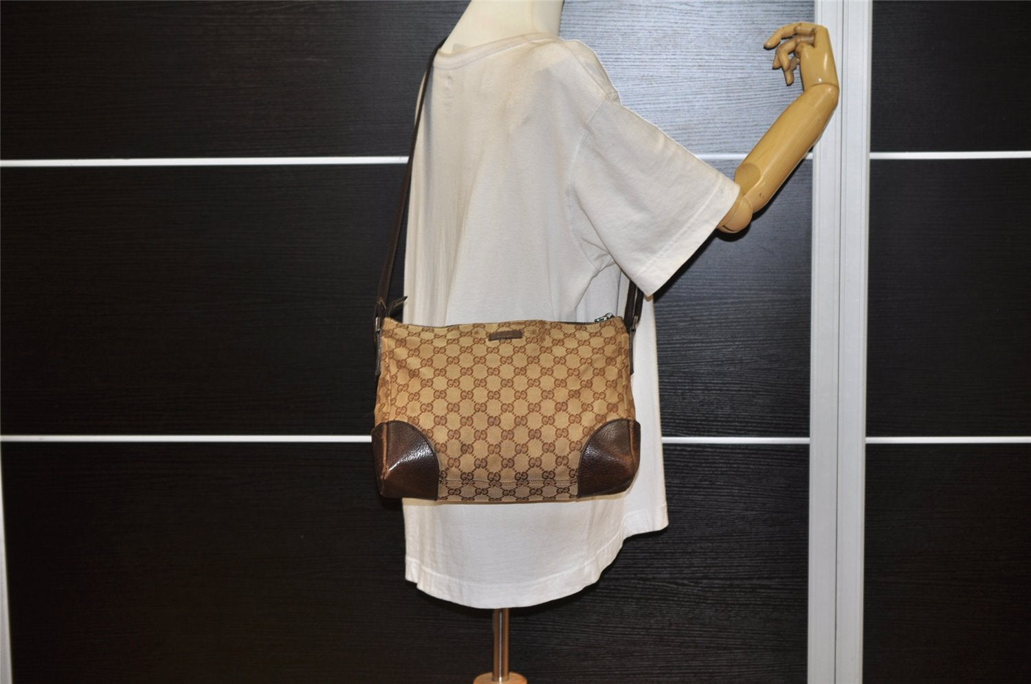 Authentic GUCCI Shoulder Cross Body Bag GG Canvas Leather 114273 Brown 3213K