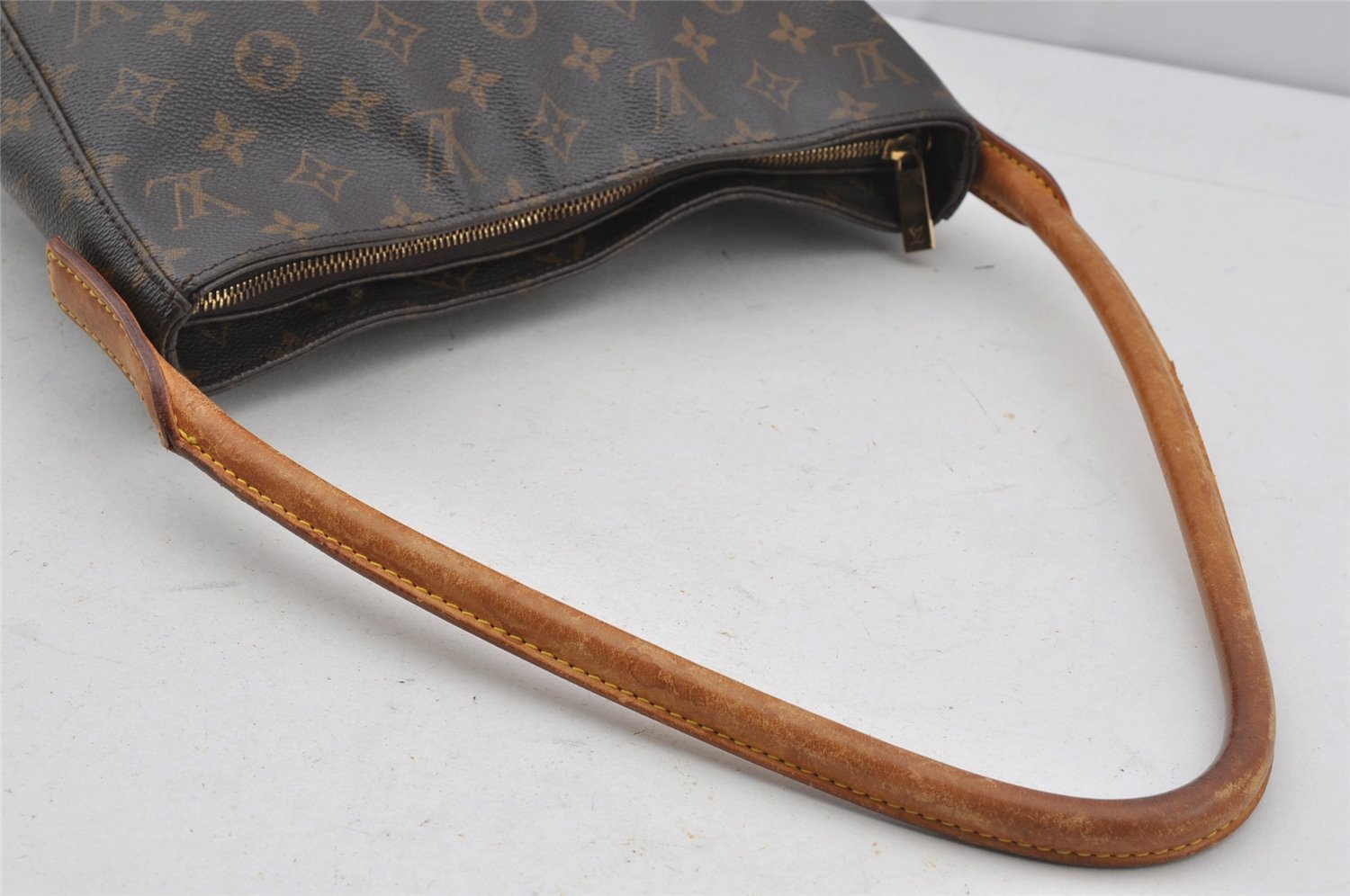 Authentic Louis Vuitton Monogram Looping GM Shoulder Bag M51145 LV 3217J