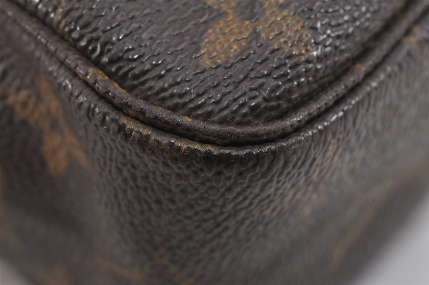 Auth Louis Vuitton Monogram Trousse Toilette 23 Clutch Bag M47524 Junk 3218K