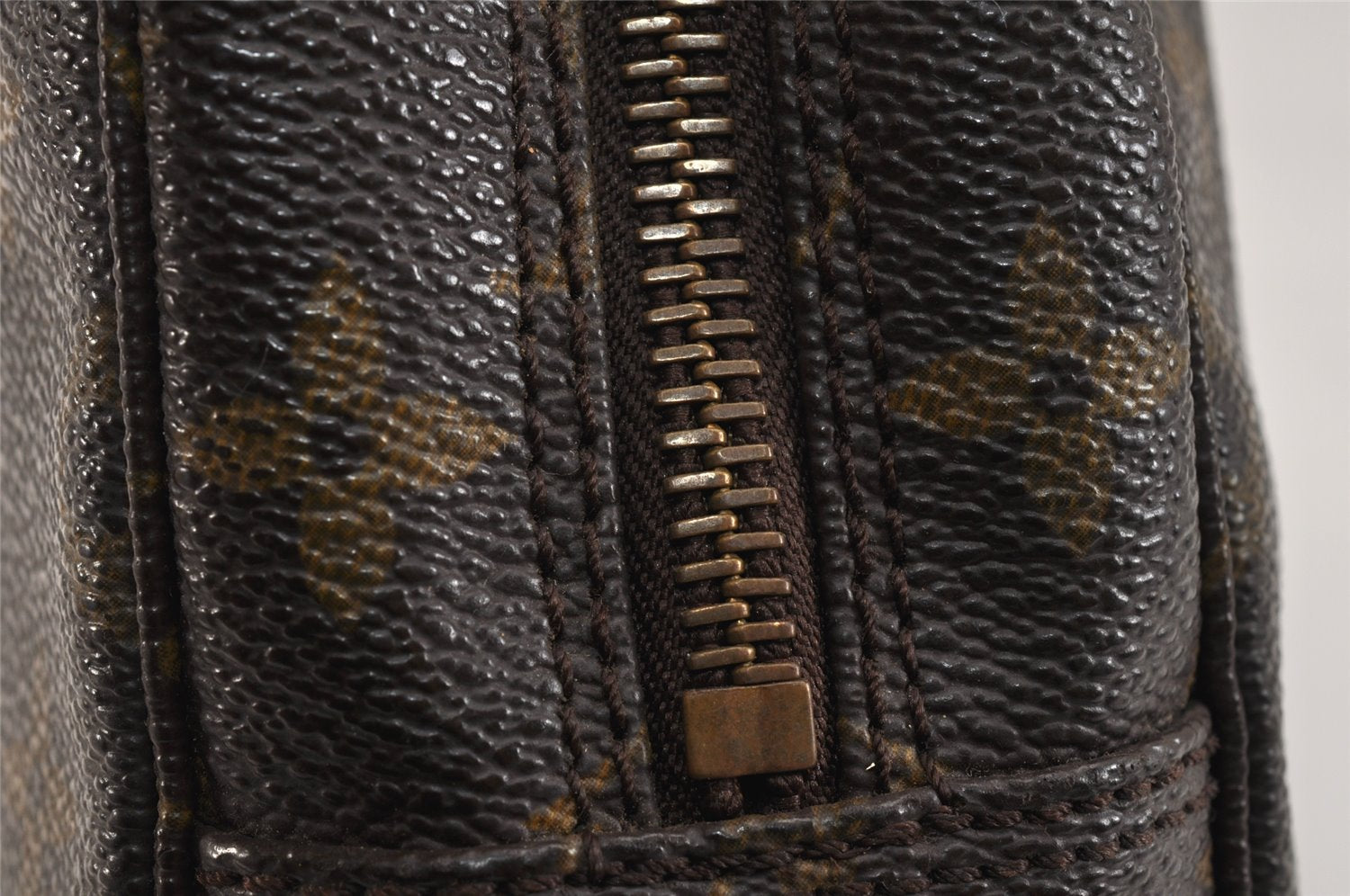 Auth Louis Vuitton Monogram Trousse Toilette 23 Clutch Bag M47524 Junk 3218K