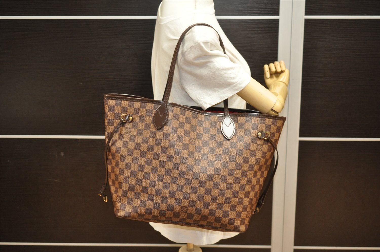 Authentic Louis Vuitton Damier Neverfull MM Shoulder Tote Bag N51105 LV 3220J