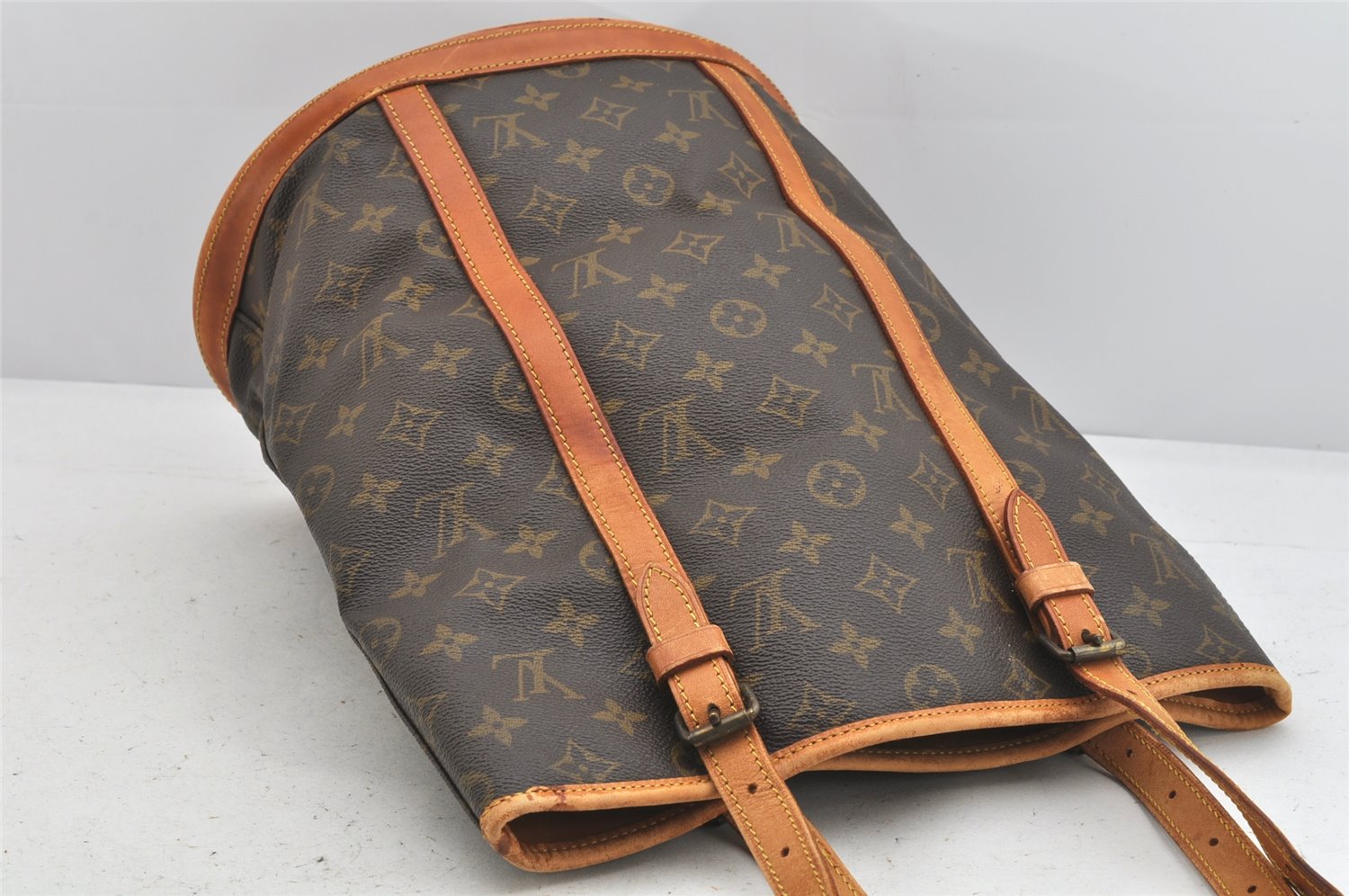 Authentic Louis Vuitton Monogram Bucket GM Shoulder Bag Old Model LV Junk 3220K