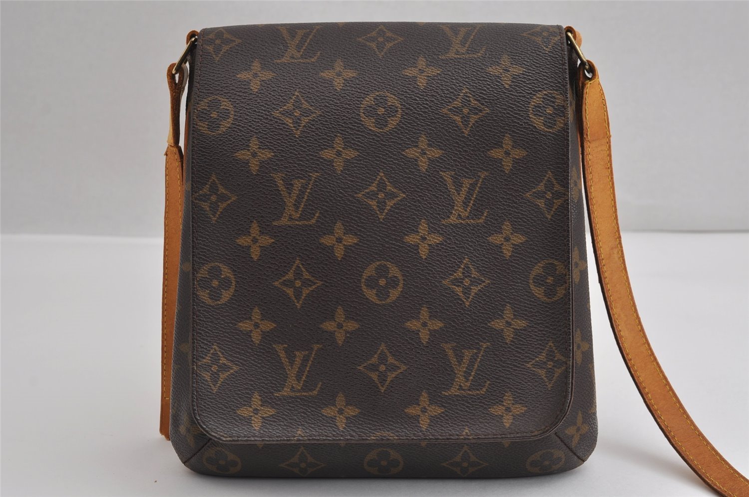 Authentic Louis Vuitton Monogram Musette Salsa Shoulder Bag Purse Junk 3222J